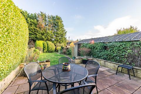 94 Alexander Road, London Colney, St Albans, AL2 1HU