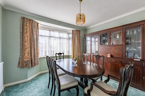 94 Alexander Road, London Colney, St Albans, AL2 1HU