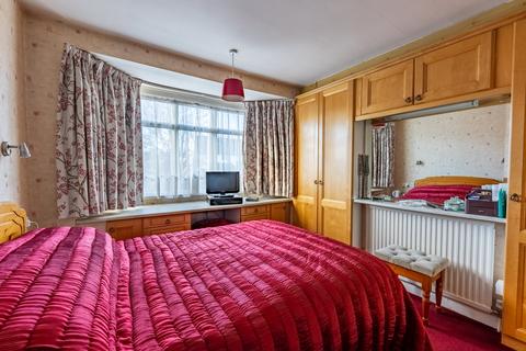 94 Alexander Road, London Colney, St Albans, AL2 1HU