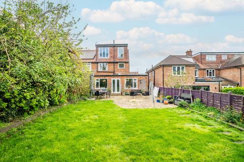 4 bedroom semi-detached house for sale, Pondfield Crescent, Hertfordshire AL4