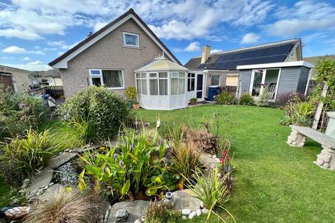 2 bedroom bungalow for sale, Trehwfa Road, Holyhead, Isle of Anglesey, LL65