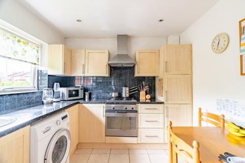 2 bedroom maisonette for sale, Briar Road, Hertfordshire AL4