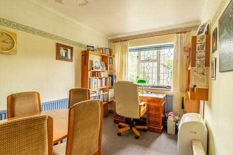 10 Fellowes Lane, Colney Heath, St Albans, AL4 0QA