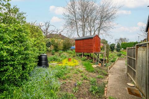 2 bedroom maisonette for sale, Briar Road, Hertfordshire AL4