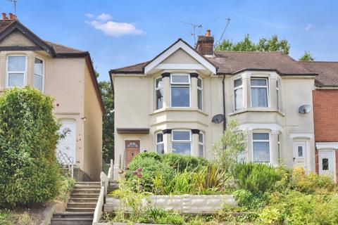 3 bedroom end of terrace house for sale, Mount Road, Chatham, ME4