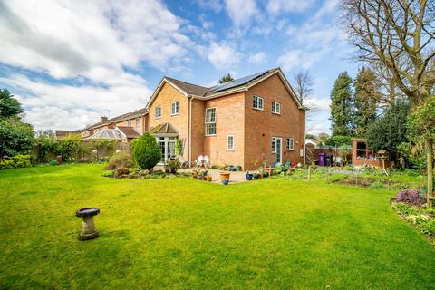 1 Beech Way, Wheathampstead, St Albans, AL4 8LY