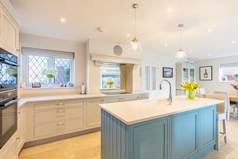 6 Beech Way, Wheathampstead, St Albans, AL4 8LY