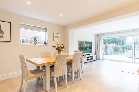 6 Beech Way, Wheathampstead, St Albans, AL4 8LY
