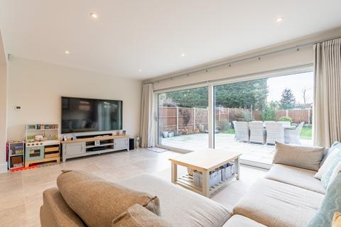 6 Beech Way, Wheathampstead, St Albans, AL4 8LY