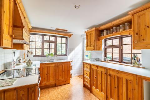 23 Folly Fields, Wheathampstead, St Albans, AL4 8HJ