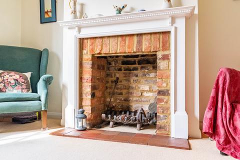 23 Folly Fields, Wheathampstead, St Albans, AL4 8HJ