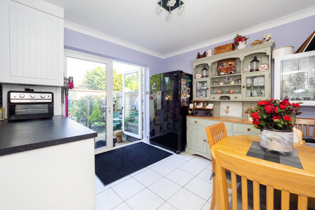 Kitchen/Dining
