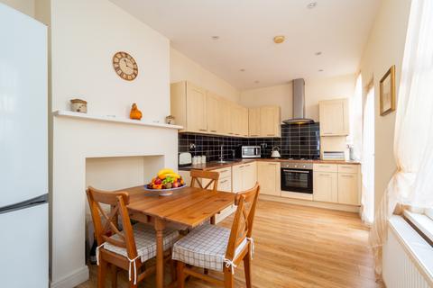 3 bedroom terraced house for sale, The Square, Carshalton Village SM5
