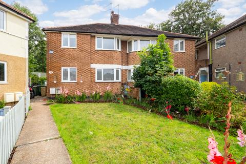 28 Reynolds Close, Carshalton, SM5 2AY