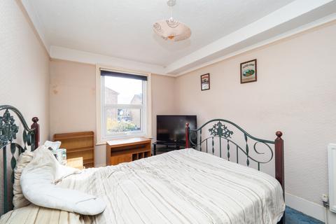 48 Oakhill Road, Sutton, SM1 3AE