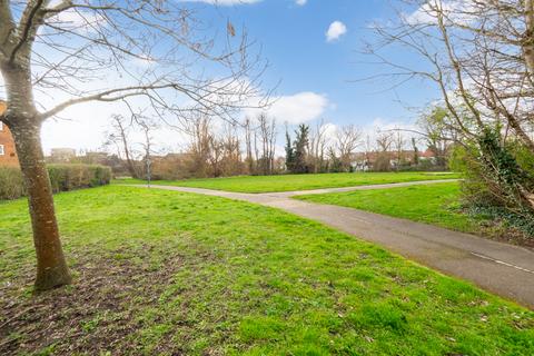 155 Mullards Close, Mitcham, CR4 4FF