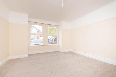 91 Onslow Gardens, Wallington, SM6 9PX