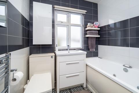 135 Stanley Park Road, Carshalton, SM5 3JJ