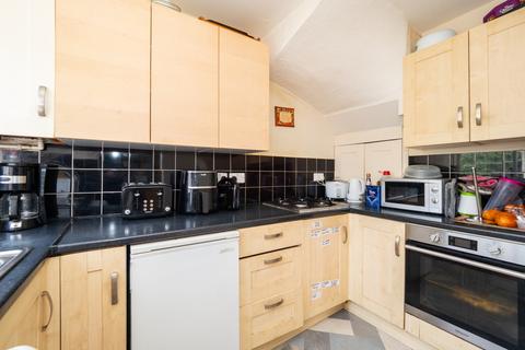 464 Middleton Road, Carshalton, SM5 1JD