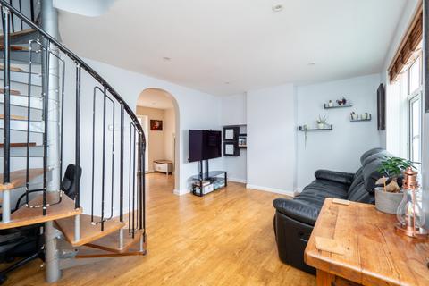 57 Tintern Road, Carshalton, SM5 1QF