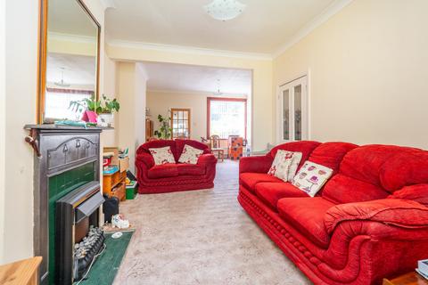137 Stanley Road, Carshalton, SM5 4LW