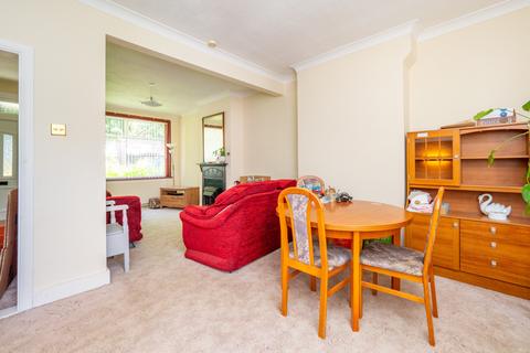 137 Stanley Road, Carshalton, SM5 4LW