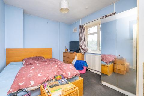 528 Middleton Road, Carshalton, SM5 1JA