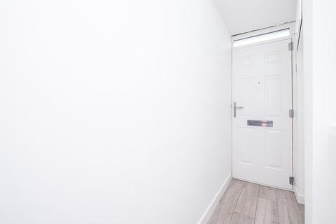 318a Carshalton Road, Carshalton, SM5 3QB