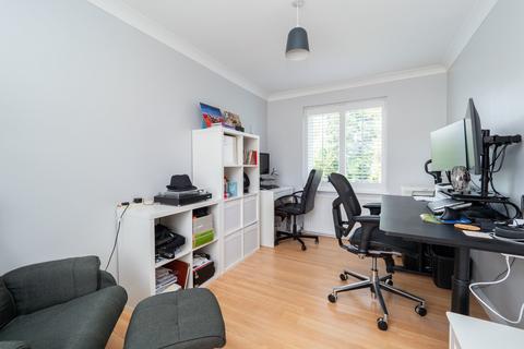 Dunsinane The Close, Carshalton, SM5 4PE