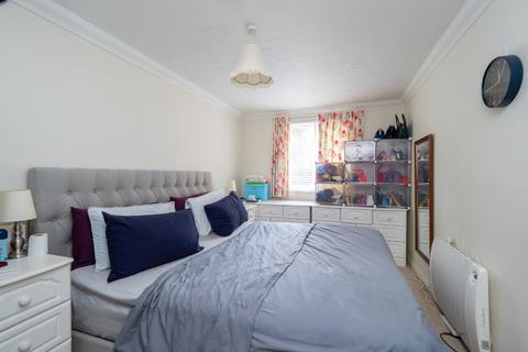 2 bedroom retirement property for sale, Hampton Lodge, Sutton SM2