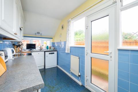 50 Mount Park, Carshalton, SM5 4PS