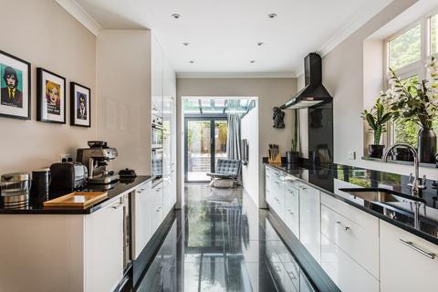 1 Coniston Gardens, Sutton, SM2 5EB