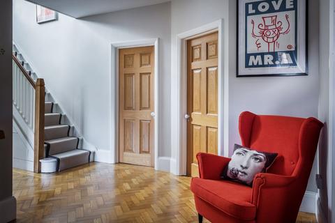 1 Coniston Gardens, Sutton, SM2 5EB