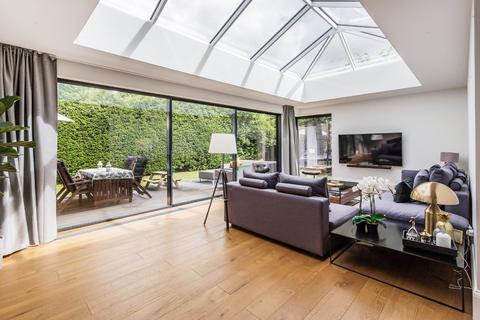 1 Coniston Gardens, Sutton, SM2 5EB