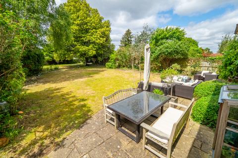 10 Cornwall Road, Sutton, SM2 6DR