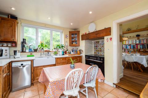 10 Cornwall Road, Sutton, SM2 6DR