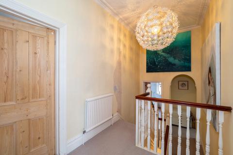 10 Cornwall Road, Sutton, SM2 6DR