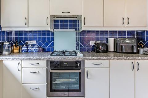 33 Fairway, Carshalton, SM5 4HR