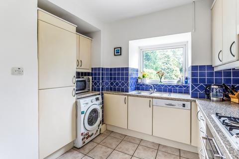 33 Fairway, Carshalton, SM5 4HR