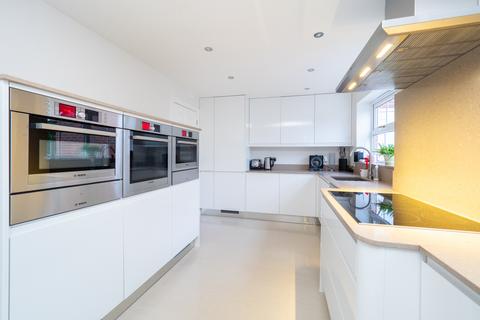 undefined, The Fieldings, Surrey SM7