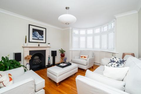 41 Hays Walk, Sutton, SM2 7NQ