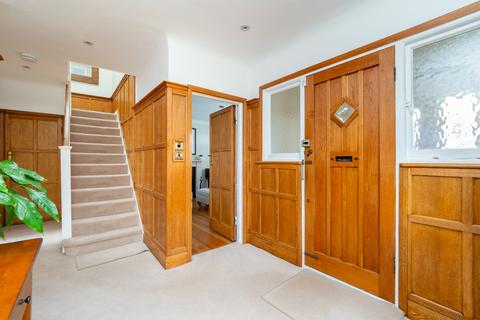41 Hays Walk, Sutton, SM2 7NQ