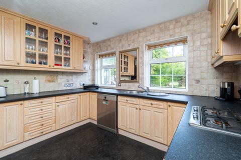 39 Banstead Road, Epsom, KT17 3HA