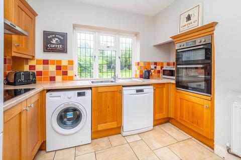 3 bedroom semi-detached house for sale, Tudor Close, Sutton SM3