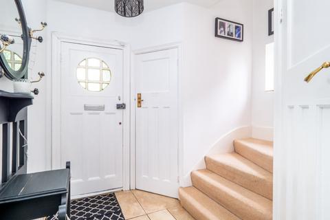 7 Tudor Close, Sutton, SM3 8QS