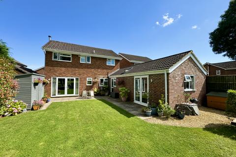 5 bedroom detached house for sale, Pinedale, Woolaston, Gloucestershire, GL15 6PQ