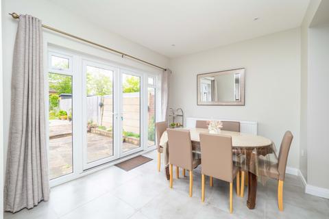 13 Hilbert Road, Sutton, SM3 9TF