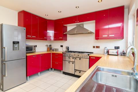 3 Bourne Way, Sutton, SM1 2EN