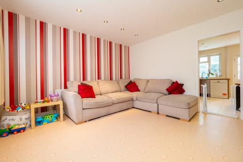 3 Bourne Way, Sutton, SM1 2EN