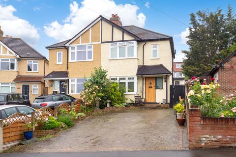 1a Alma Crescent, Cheam, Sutton, SM1 2LN